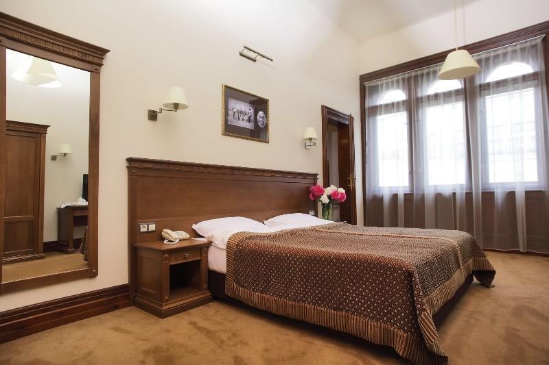 The George Hotel 3*