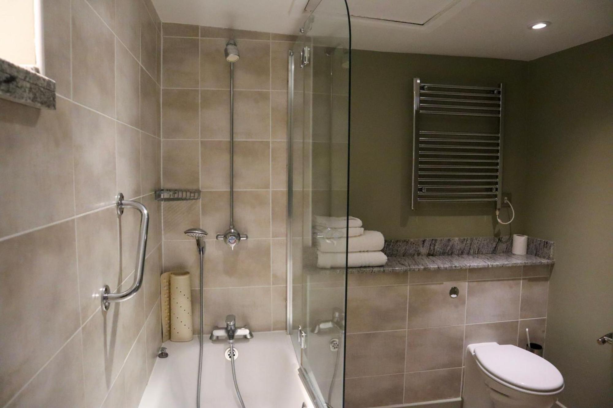The George Hotel 3*