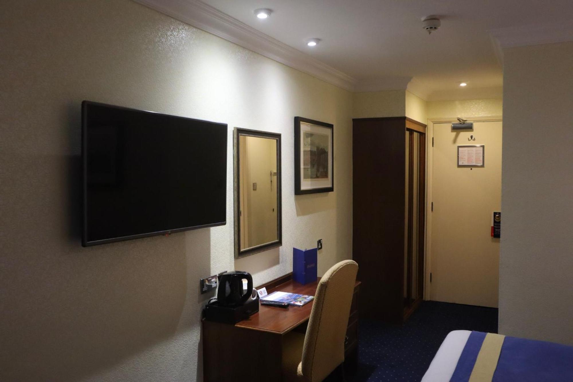 The George Hotel
